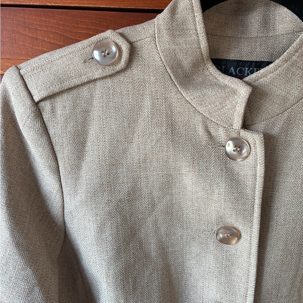 Chic Tan Button-Up Utility Jacket - image 3